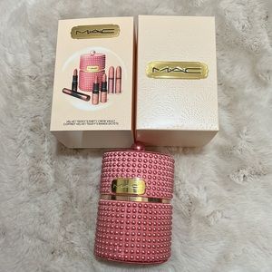 Mac Cosmetics Velvet Teddy's Party Crew Vault